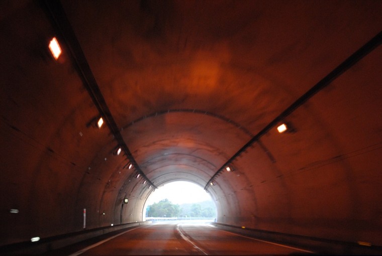 高知自動車道のトンネル