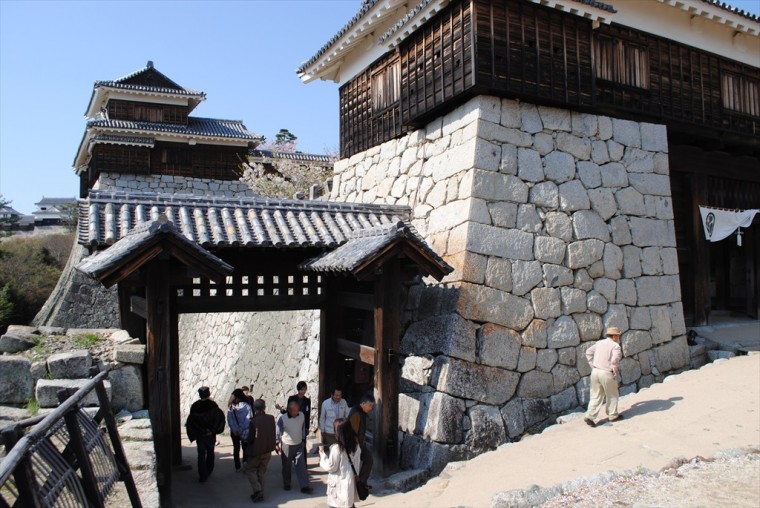 松山城の門