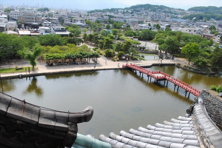 松本城最上階から西側を望む