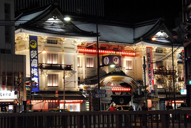 夜の歌舞伎座